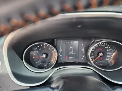Jeep Compass 2019, 60222 км, за 7345.77 USD - фото 11