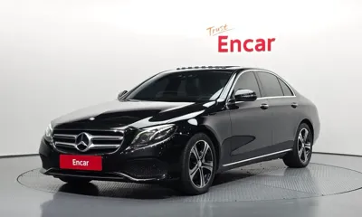 Mercedes-Benz E-Class · 2017 год