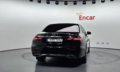Mercedes-Benz E-Class 2021, 65443 км, за 24429.98 USD