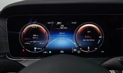 Mercedes-Benz E-Class 2021, 65443 км, за 24429.98 USD - фото 8