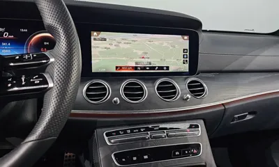Mercedes-Benz E-Class 2021, 65443 км, за 24429.98 USD - фото 12