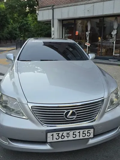 Lexus LS 2007, 201500 км, за 3282.13 USD