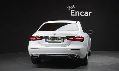 Mercedes-Benz E-Class 2021, 64581 км, за 22909.28 USD