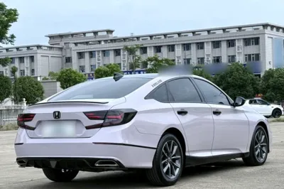 Honda Accord 2022, 70200 км, за 16612 USD - фото 8