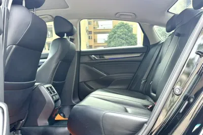 Honda Accord 2022, 70200 км, за 16612 USD - фото 22