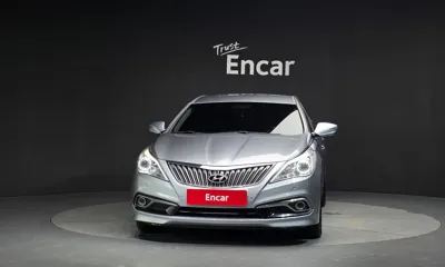 Hyundai Grandeur 2015, 162067 км, за 4944.06 USD