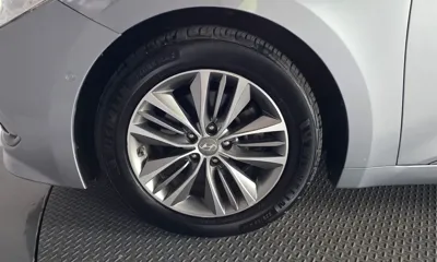 Hyundai Grandeur 2015, 162067 км, за 4944.06 USD