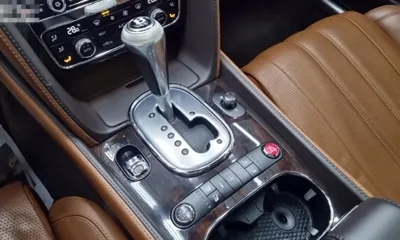 Bentley Flying Spur 2014, 184919 км, за 19697.06 USD - фото 9