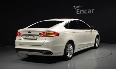 Ford Mondeo 2015, 75718 км, за 5590.59 USD