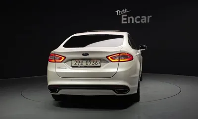 Ford Mondeo 2015, 75718 км, за 5590.59 USD