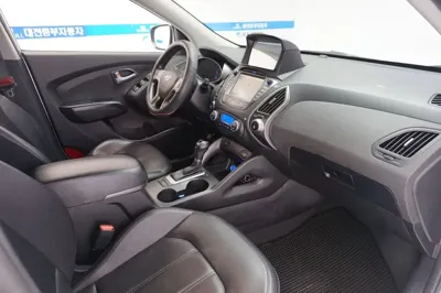 Hyundai Tucson 2014, 176915 км, за 3713.36 USD - фото 16