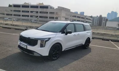 Kia Canival · 2025 год
