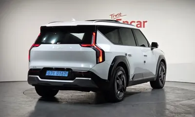 Kia EV9 2024, 25348 км, за 41618.76 USD
