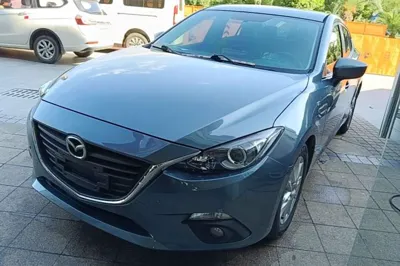 Mazda Mazda 3 Axela · 2016 год