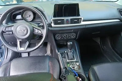Mazda Mazda 3 Axela 2016, 125200 км, за 6474 USD - фото 12