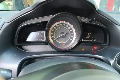 Mazda Mazda 3 Axela 2016, 125200 км, за 6474 USD - фото 14