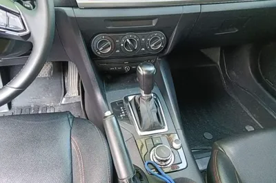 Mazda Mazda 3 Axela 2016, 125200 км, за 6474 USD - фото 16