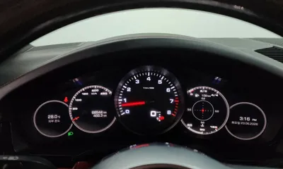 Porsche Cayenne 2020, 98544 км, за 50097.75 USD - фото 8