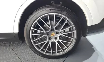 Porsche Cayenne 2020, 98544 км, за 50097.75 USD - фото 21