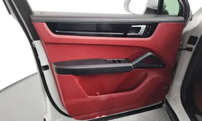 Porsche Cayenne 2020, 98544 км, за 50097.75 USD - фото 24