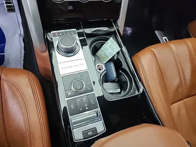 Land Rover Range Rover 2015, 146128 км, за 19764.69 USD - фото 8