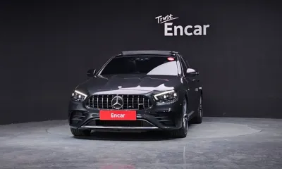 Mercedes-Benz E-Class 2022, 85066 км, за 32985.22 USD