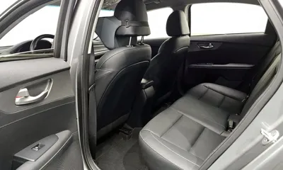 Kia K3 2019, 63529 км, за 10241.16 USD - фото 12