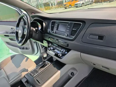 Kia Canival 2017, 145000 км, за 5973.48 USD - фото 17