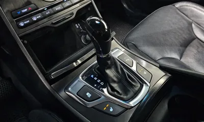 Hyundai Grandeur 2015, 122153 км, за 5171.75 USD - фото 9