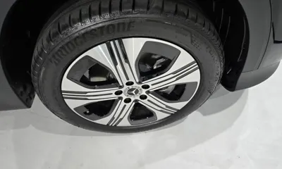 Mercedes-Benz EQB 2026, 499 км, за 36025.94 USD