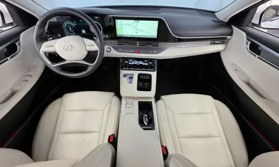 Hyundai Grandeur 2022, 44095 км, за 16901.77 USD - фото 7