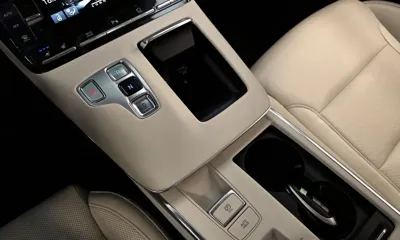 Hyundai Grandeur 2022, 44095 км, за 16901.77 USD - фото 9