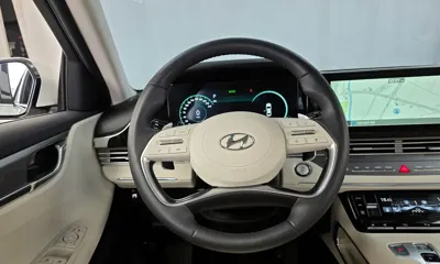 Hyundai Grandeur 2022, 44095 км, за 16901.77 USD - фото 12