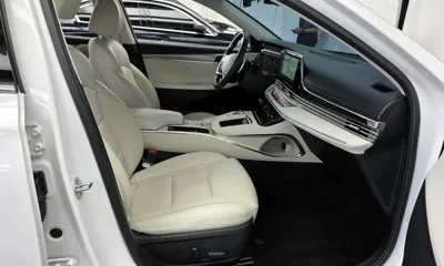 Hyundai Grandeur 2022, 44095 км, за 16901.77 USD - фото 26