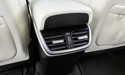 Hyundai Grandeur 2022, 44095 км, за 16901.77 USD - фото 32