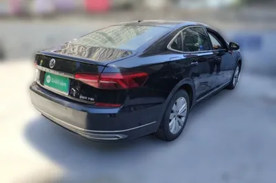 Volkswagen Passat 2019, 52200 км, за 12871 USD - фото 6