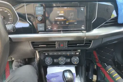 Volkswagen Passat 2019, 52200 км, за 12871 USD - фото 12