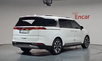 Kia Canival 2023, 22827 км, за 23744.49 USD