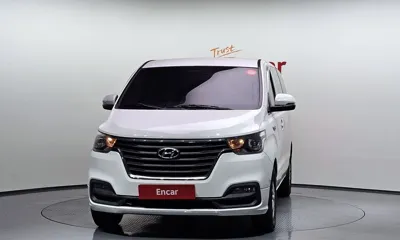 Hyundai Starex 2019, 175400 км, за 7169.17 USD