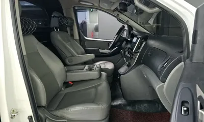 Hyundai Starex 2019, 175400 км, за 7169.17 USD - фото 10
