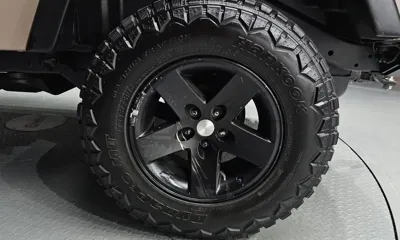 Jeep Wrangler 2003, 143456 км, за 11100.89 USD