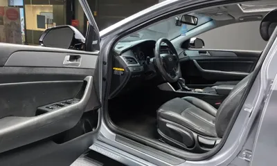 Hyundai Sonata 2017, 135405 км, за 5448.34 USD - фото 10