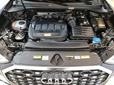 Audi Q3 2024, 1100 км, за 35118.81 USD - фото 6