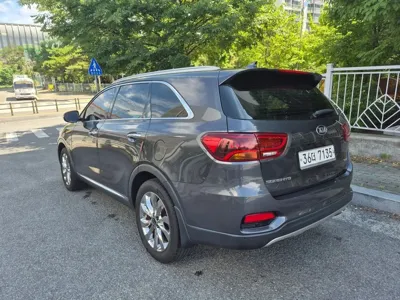 Kia Sorento 2018, 129970 км, за 10293.17 USD