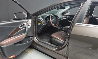 Hyundai Aslan 2015, 355913 км, за 2605.86 USD - фото 10
