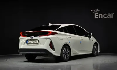Toyota Prius 2018, 63709 км, за 14073.34 USD
