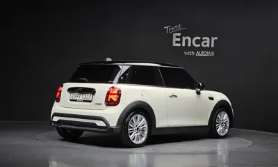 MINI Cooper 2023, 14261 км, за 17198.71 USD