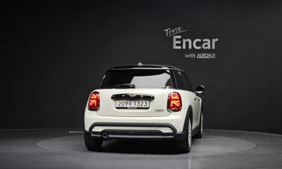 MINI Cooper 2023, 14261 км, за 17198.71 USD