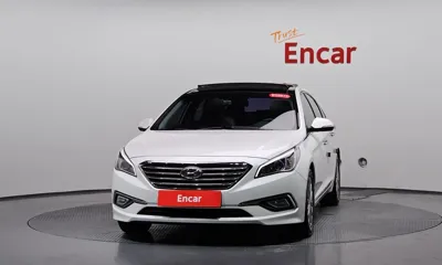 Hyundai Sonata 2015, 74103 км, за 7014.23 USD