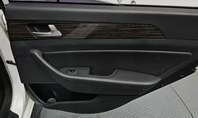 Hyundai Sonata 2015, 74103 км, за 7014.23 USD - фото 25